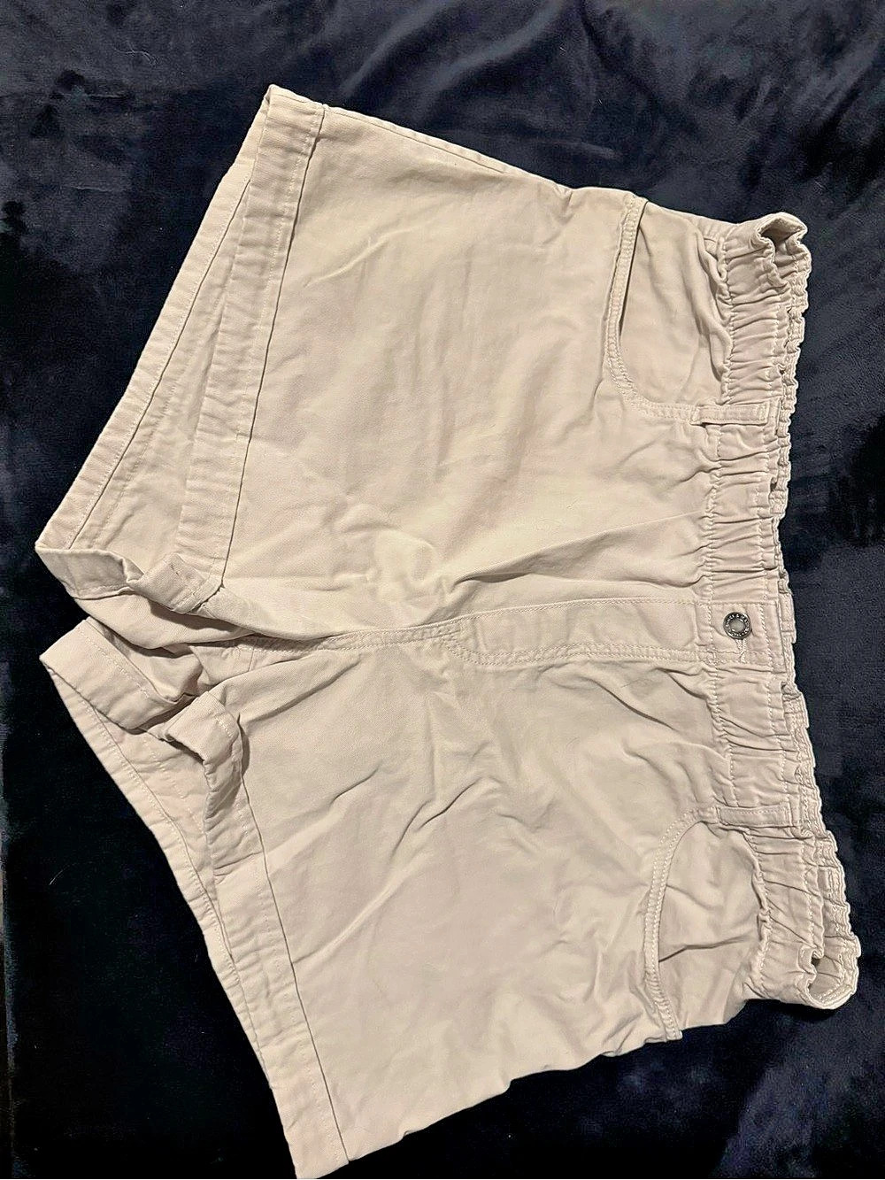 Women's Cargo Shorts in Beige